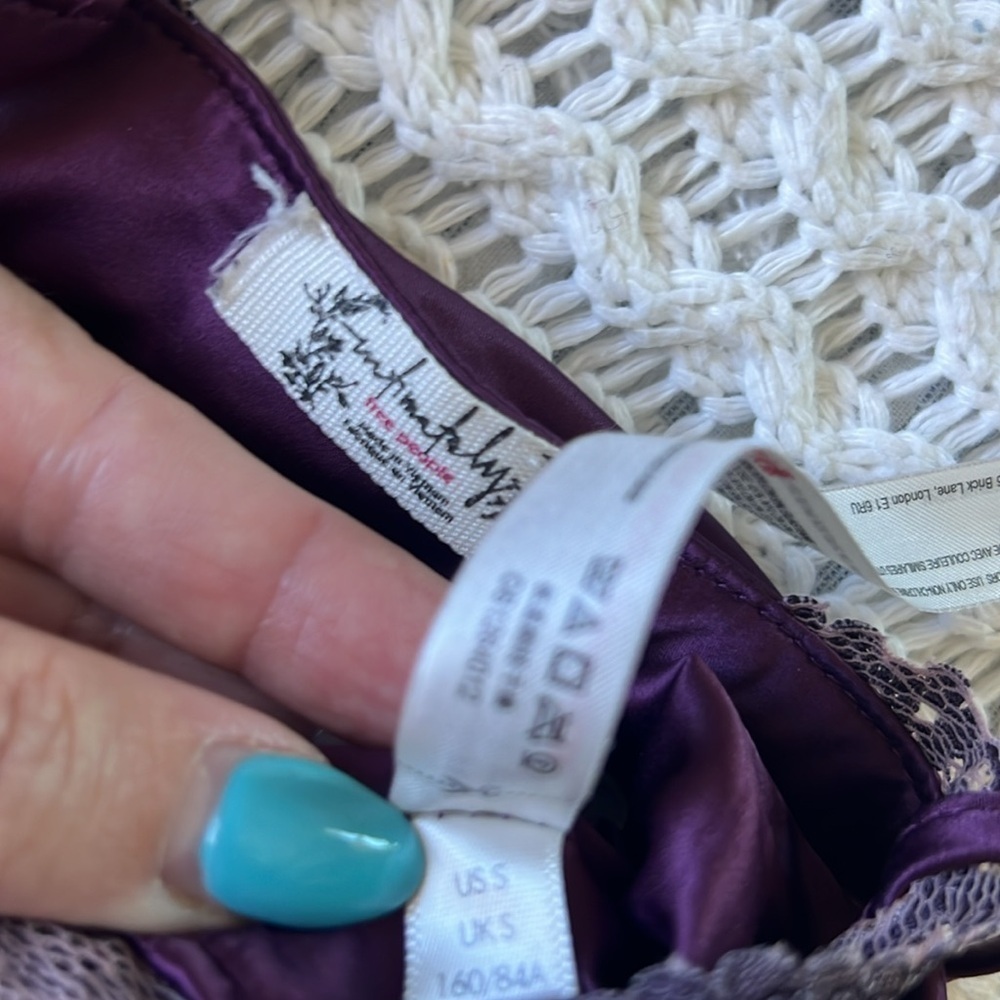 FREE PEOPLE Festival Ren Faire Purple Satin and Lace Trim Cropped Camisole - Picture 4 of 8